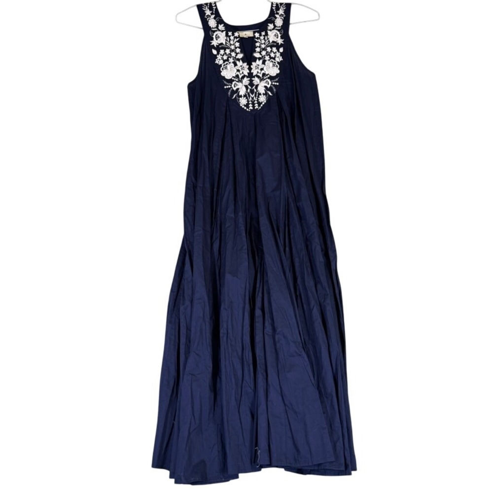 Tuckernuck Navy Blue Embroidered Floral V-Neck Sleeveless Maxi Dress Medium